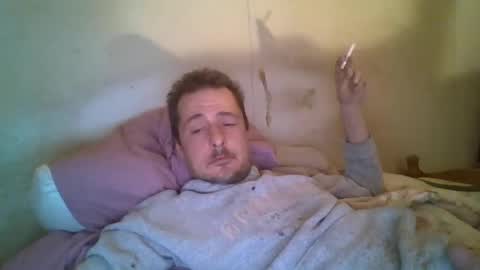 Snapshot of vids1977 chatting on February 17, 11:02 am vids1977 online show from February 17, 11:02 am
