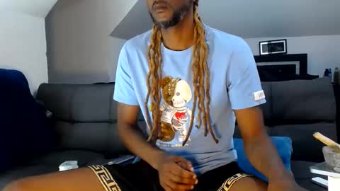 Snapshot of viizin chatting on October 29, 1:52 am viizin online show from October 29, 1:52 am