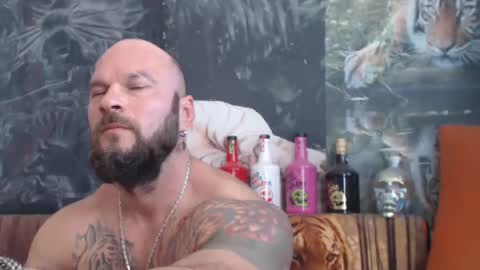 Snapshot of viking_me chatting on September 22, 10:15 am viking online show from September 22, 10:15 am