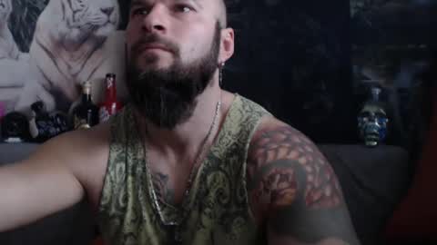Snapshot of viking_me chatting on January 26, 7:42 am viking online show from January 26, 7:42 am
