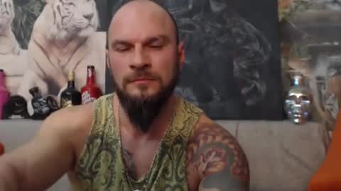 Snapshot of viking_me chatting on January 29, 8:35 pm viking online show from January 29, 8:35 pm