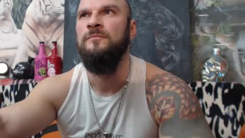 Snapshot of viking_me chatting on December 8, 8:04 pm viking online show from December 8, 8:04 pm