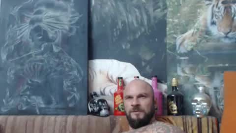 Snapshot of viking_me chatting on September 10, 7:01 pm viking online show from September 10, 7:01 pm