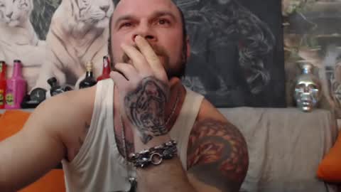 Snapshot of viking_me chatting on March 3, 8:18 pm viking online show from March 3, 8:18 pm