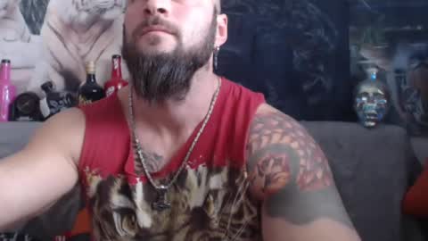 Snapshot of viking_me chatting on February 18, 11:00 am viking online show from February 18, 11:00 am