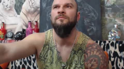 Snapshot of viking_me chatting on December 30, 8:15 pm viking online show from December 30, 8:15 pm