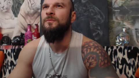 Snapshot of viking_me chatting on January 5, 8:21 pm viking online show from January 5, 8:21 pm