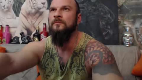 Snapshot of viking_me chatting on March 1, 7:15 pm viking online show from March 1, 7:15 pm
