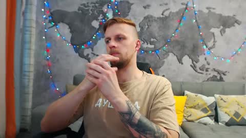 Snapshot of vikingchrisss chatting on January 18, 11:32 am vikingchrisss online show from January 18, 11:32 am