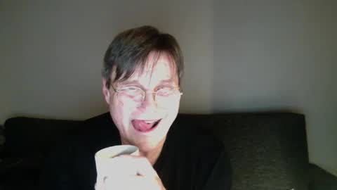 villmann75 online show from November 21, 10:31 pm