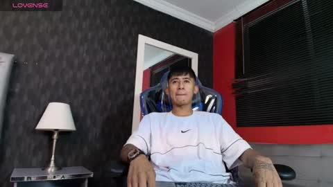 V I N A C K online show from November 30, 3:08 am