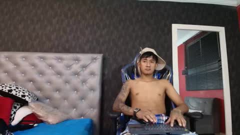 V I N A C K online show from November 26, 4:15 am