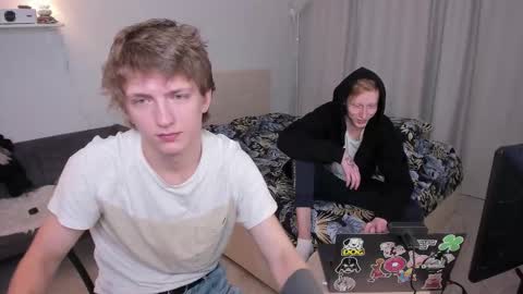 Snapshot of vince__dice chatting on October 6, 10:25 pm Dimoooooon online show from October 6, 10:25 pm