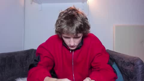 Snapshot of vince__dice chatting on October 15, 4:03 pm Dimoooooon online show from October 15, 4:03 pm