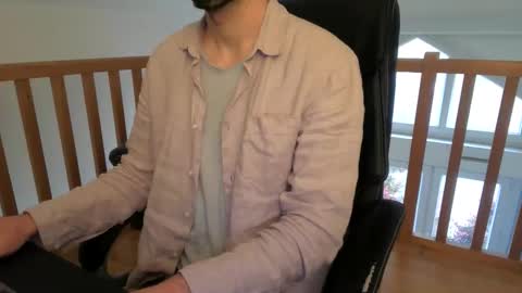 Vince online show from October 24, 3:36 pm