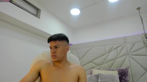 vincent_soo online show from December 16, 7:54 pm