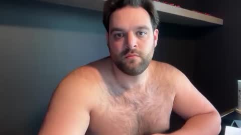 Vinfaro27 online show from November 3, 8:32 pm