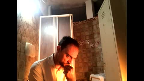 Snapshot of vinmin90 chatting on September 21, 10:21 pm Zenith online show from September 21, 10:21 pm