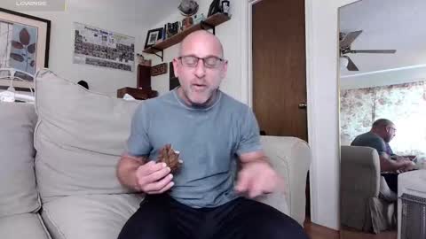 Vinny Marchegiano online show from September 17, 3:35 pm
