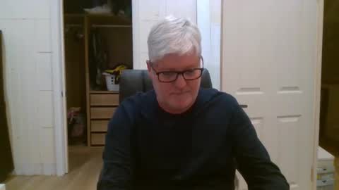 viper654321 online show from May 23, 8:42 am