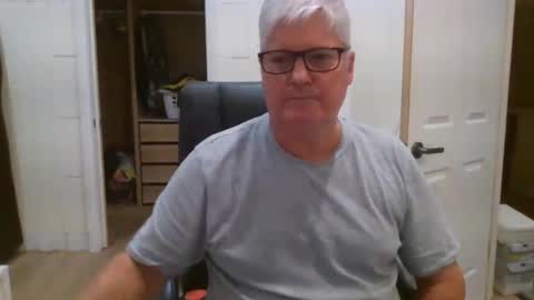viper654321 online show from May 18, 7:47 am