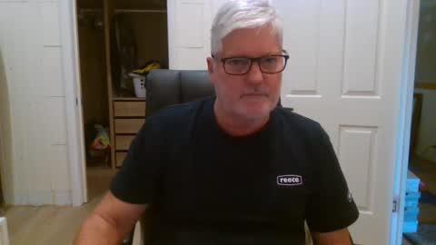 viper654321 online show from May 6, 6:36 am