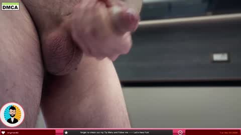 virginman40 online show from December 3, 1:43 pm