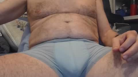 Latin Romantic online show from May 3, 1:03 pm