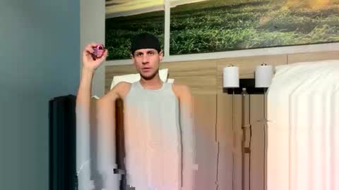 vitamnd93 online show from February 16, 5:27 am