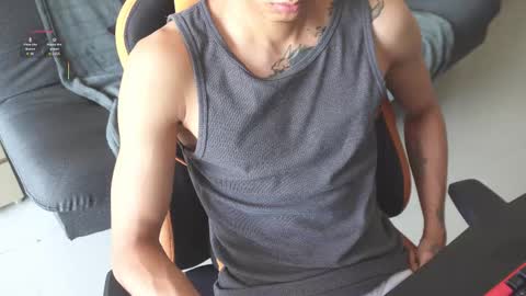 Snapshot of vito_benz chatting on September 15, 2:51 pm VITO BENZ online show from September 15, 2:51 pm