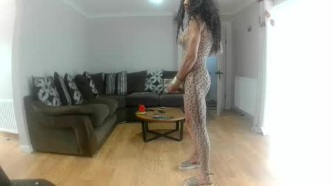 vitus56595314 online show from April 6, 10:16 am