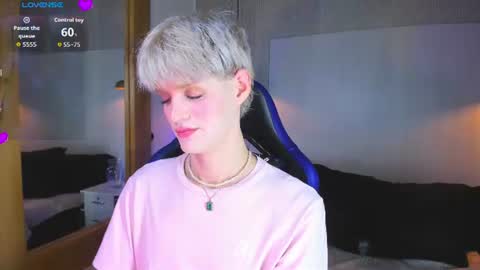 Vlad  online show from June 18, 2:55 pm