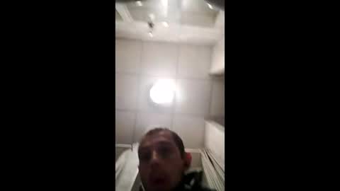 vladyslavuaa online show from April 26, 6:38 pm