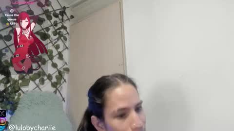 Snapshot of vodkadelulo_ chatting on September 27, 6:33 am vodkadelulo online show from September 27, 6:33 am