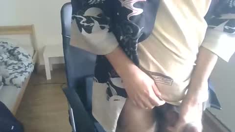 Alx200 online show from February 4, 8:13 am