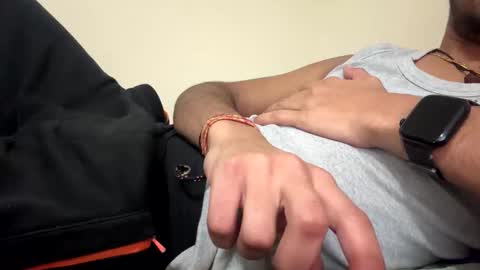 vvip_prem online show from November 5, 8:05 am