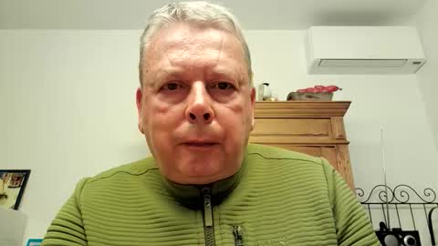 Snapshot of w714546 chatting on September 15, 3:19 am Faustocoppiopinion online show from September 15, 3:19 am