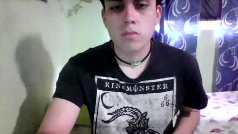 waifu_lov3r online show from December 18, 10:13 pm