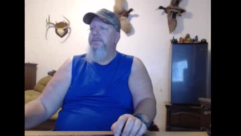 walkingbird online show from October 31, 11:30 pm