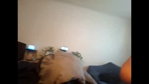 walterbaby online show from October 5, 3:27 pm