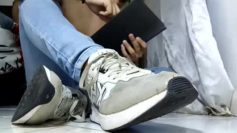 WaltherFeet  online show from April 14, 10:31 pm