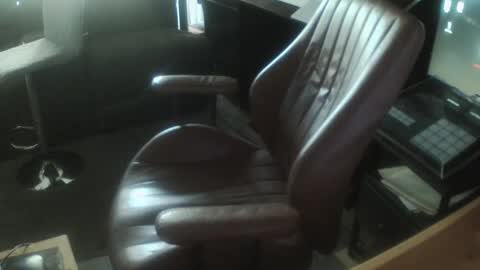 inittogetitin online show from March 7, 7:00 pm