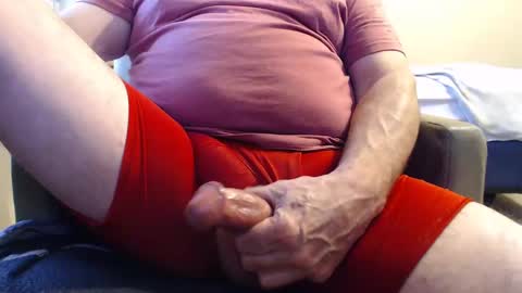 Snapshot of wanttobesucked1 chatting on December 18, 2:28 pm Suck daddys cock online show from December 18, 2:28 pm