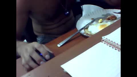 wapo96 online show from February 8, 1:33 am