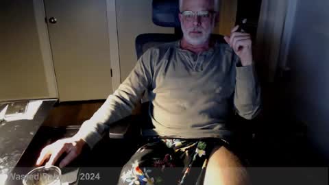 Snapshot of wasted_daze_ chatting on January 10, 2:25 am wasted_daze_ online show from January 10, 2:25 am
