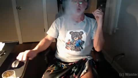 Snapshot of wasted_daze_ chatting on February 2, 1:34 am wasted_daze_ online show from February 2, 1:34 am