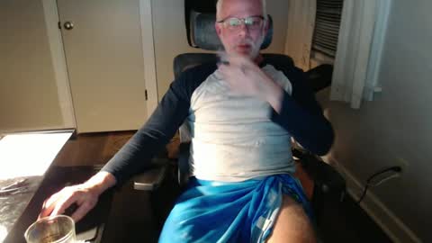 Snapshot of wasted_daze_ chatting on December 13, 1:15 am wasted_daze_ online show from December 13, 1:15 am
