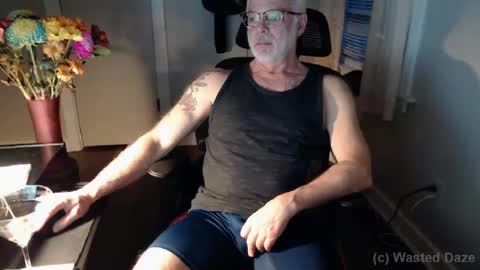 Snapshot of wasted_daze_ chatting on February 27, 11:37 pm wasted_daze_ online show from February 27, 11:37 pm