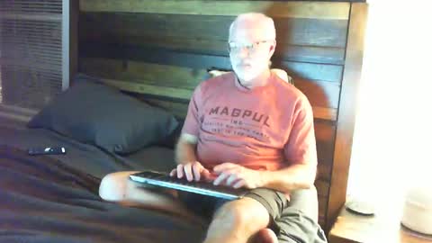 Snapshot of wasted_daze_ chatting on December 19, 12:13 am wasted_daze_ online show from December 19, 12:13 am