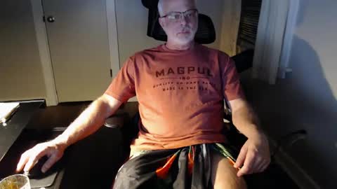 Snapshot of wasted_daze_ chatting on February 17, 1:58 am wasted_daze_ online show from February 17, 1:58 am